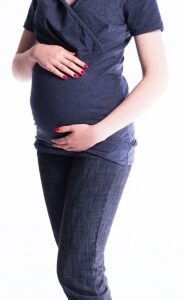 Be MaaMaa Těhotenské a kojící triko s kapucí, kr. rukáv - jeans